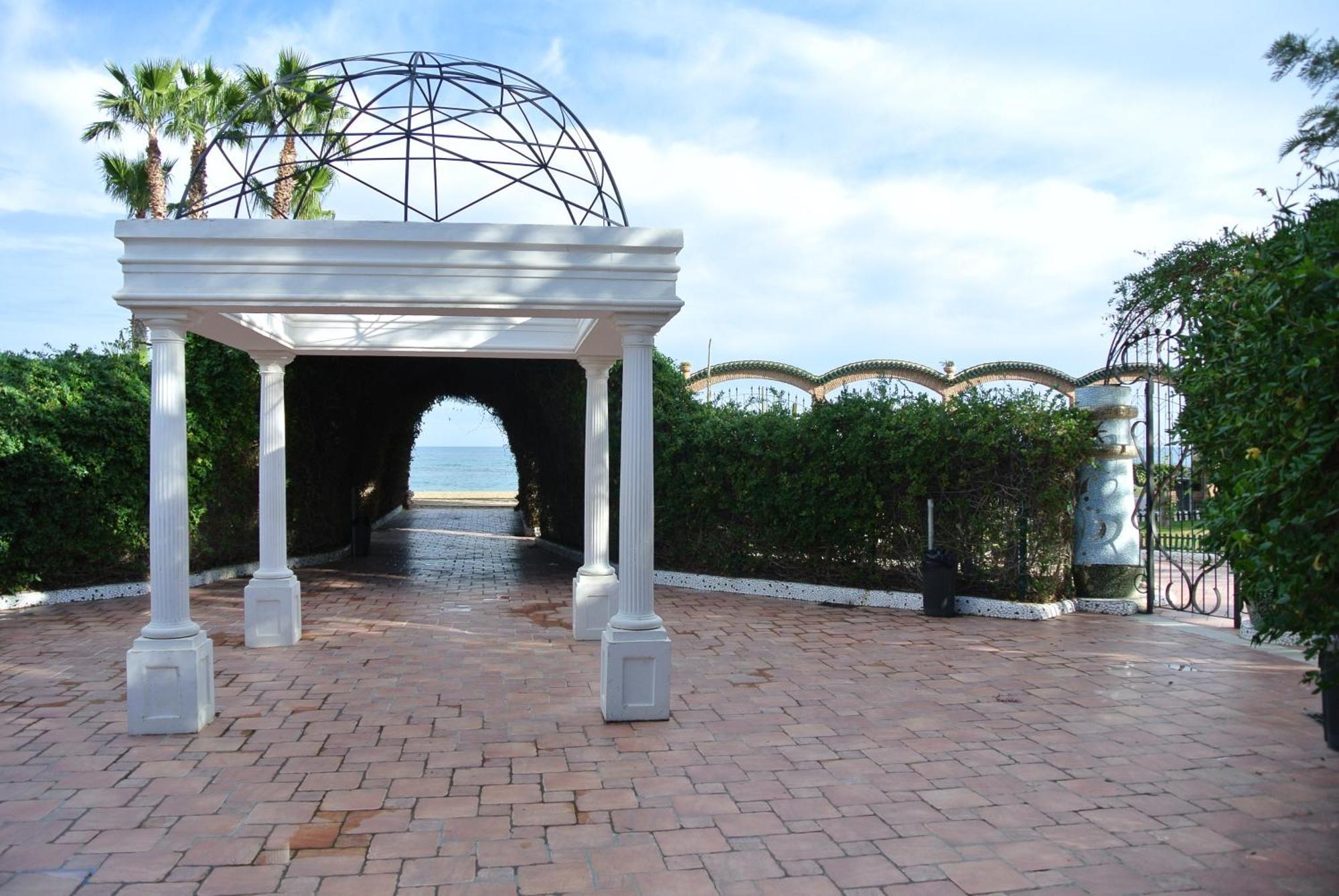 Apartamentos Danesp-Playa De Les Amplaries Marina Dor- Frontales Al Mar Oropesa del Mar Bagian luar foto